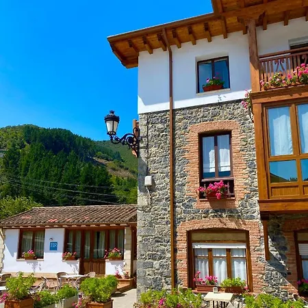 Toscana 2* اوخيدو