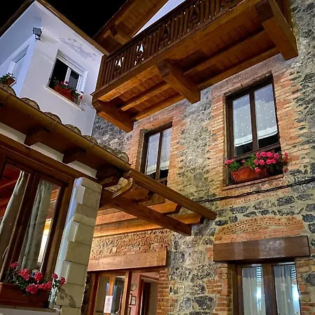 Toscana 2* اوخيدو